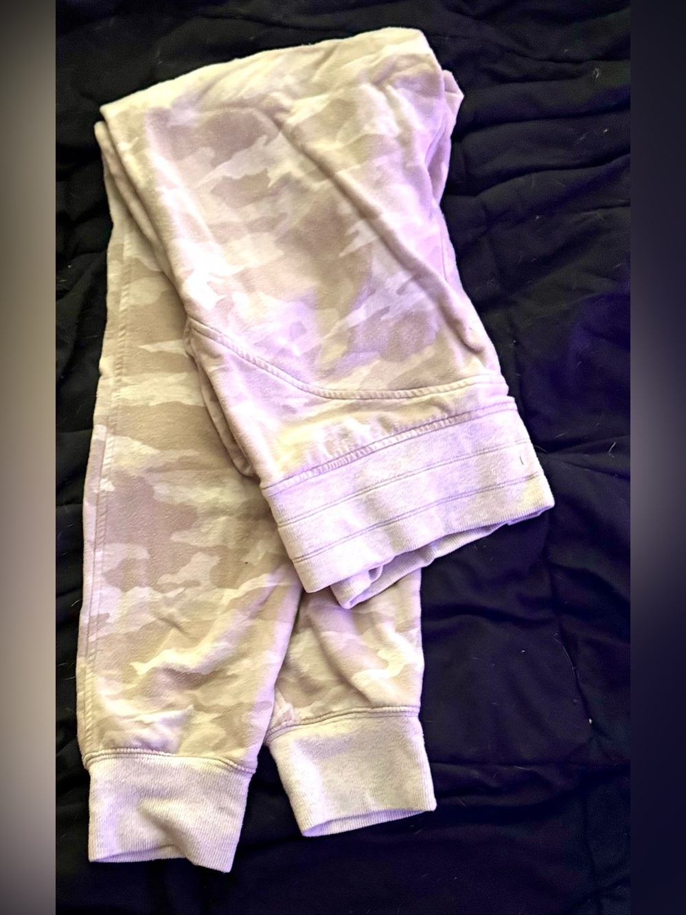 Athleta Khaki/Cream Camo Joggers Women’s Sz. S